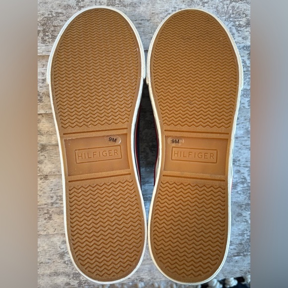 NEW w/o Tags Tommy Hilfiger Balie Slip-On Sneaker in Denim Blue Red White Size 9 - Picture 8 of 12